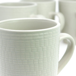 4-Cup Set with Embossed Design